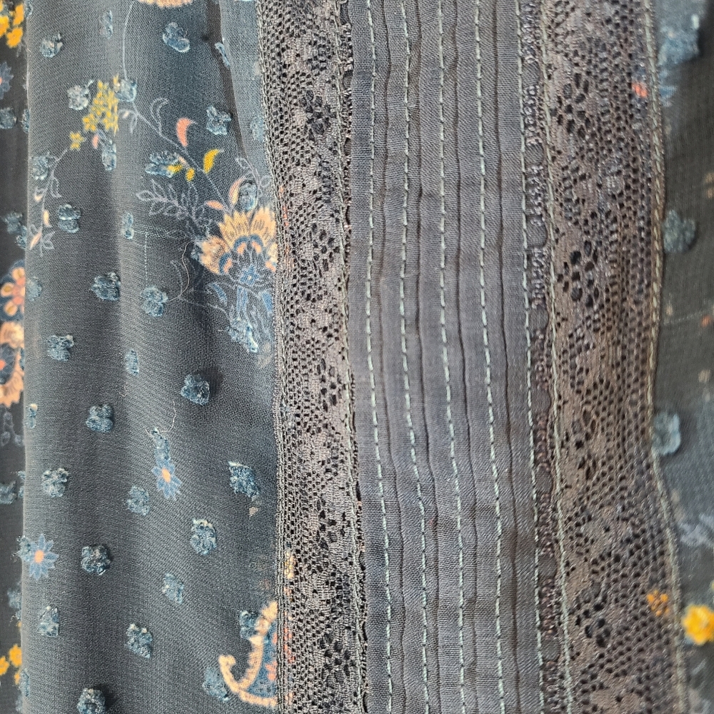 Lauren Conrad pintuck floral blouse - Picture 2 of 5